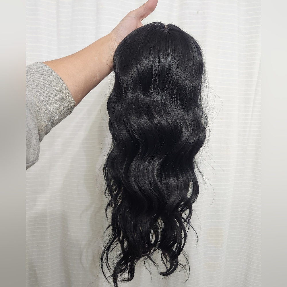 High quality synthetic wig